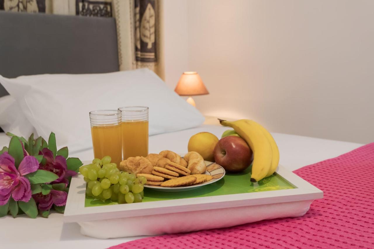 Manos Apartments Almirida Eksteriør billede