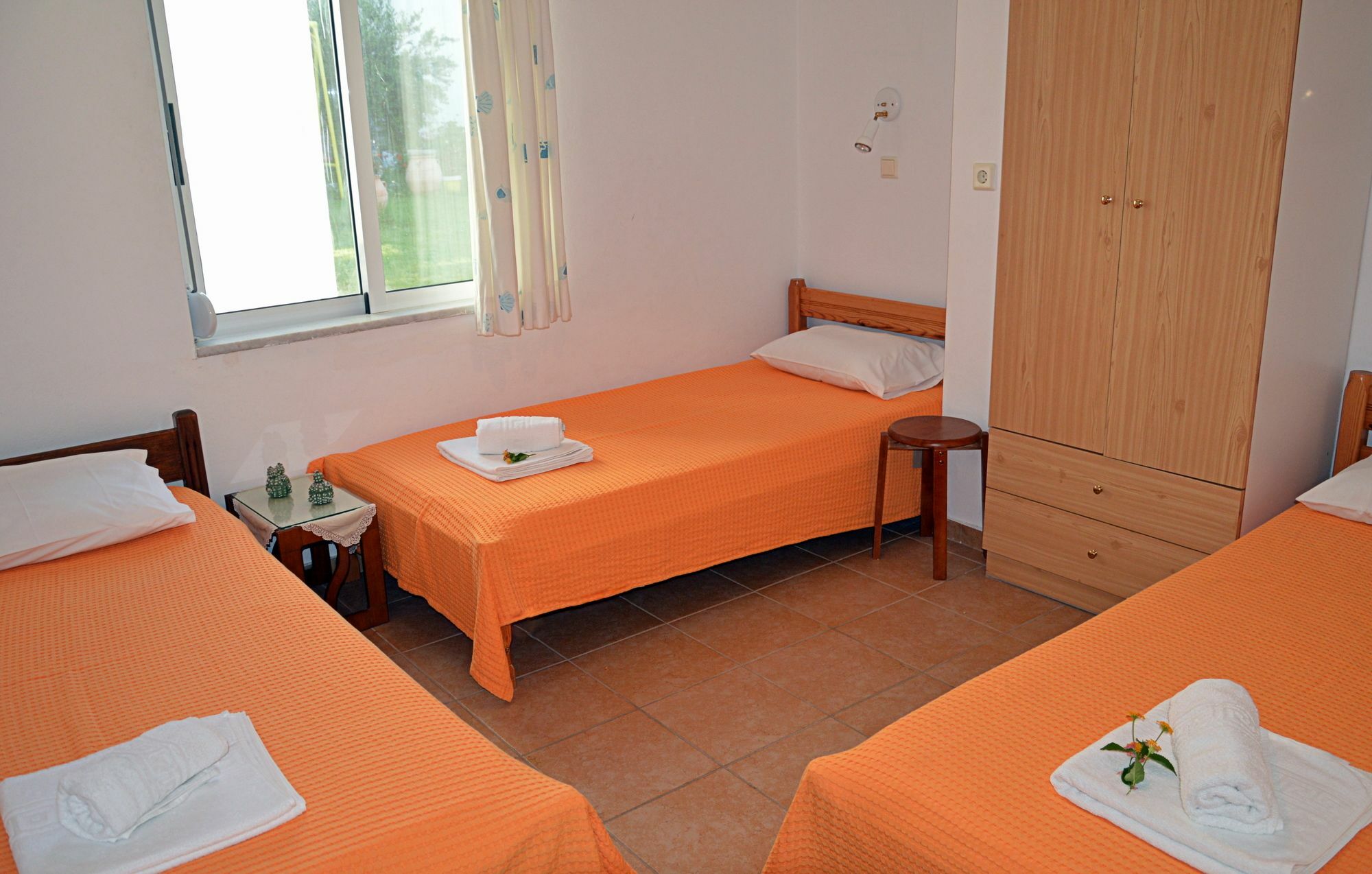 Manos Apartments Almirida Eksteriør billede